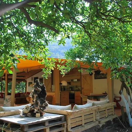Campo Portakal Eco Glamping Campismo de Luxo Çıralı
